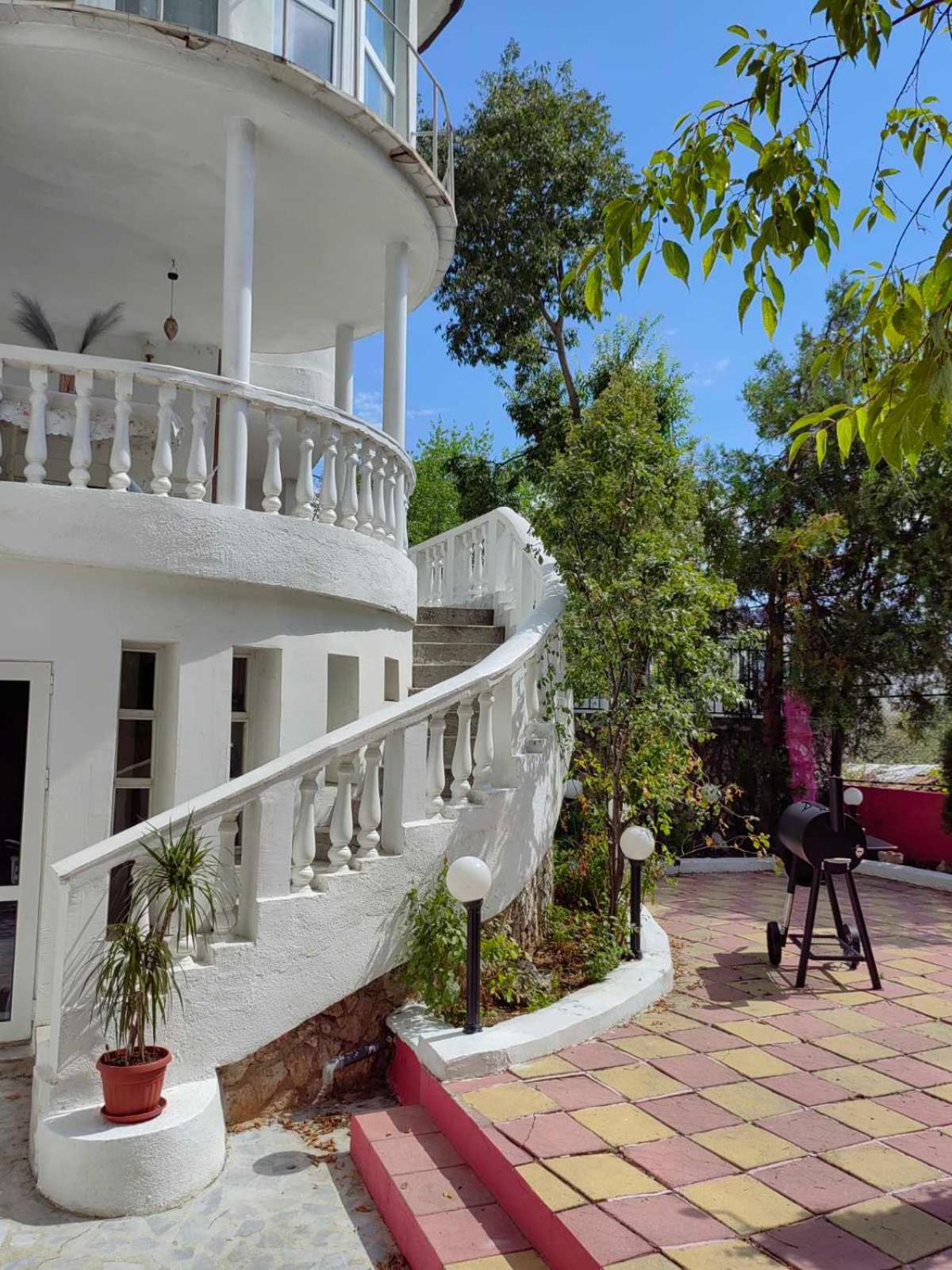 וארנה Guest House Blago מראה חיצוני תמונה