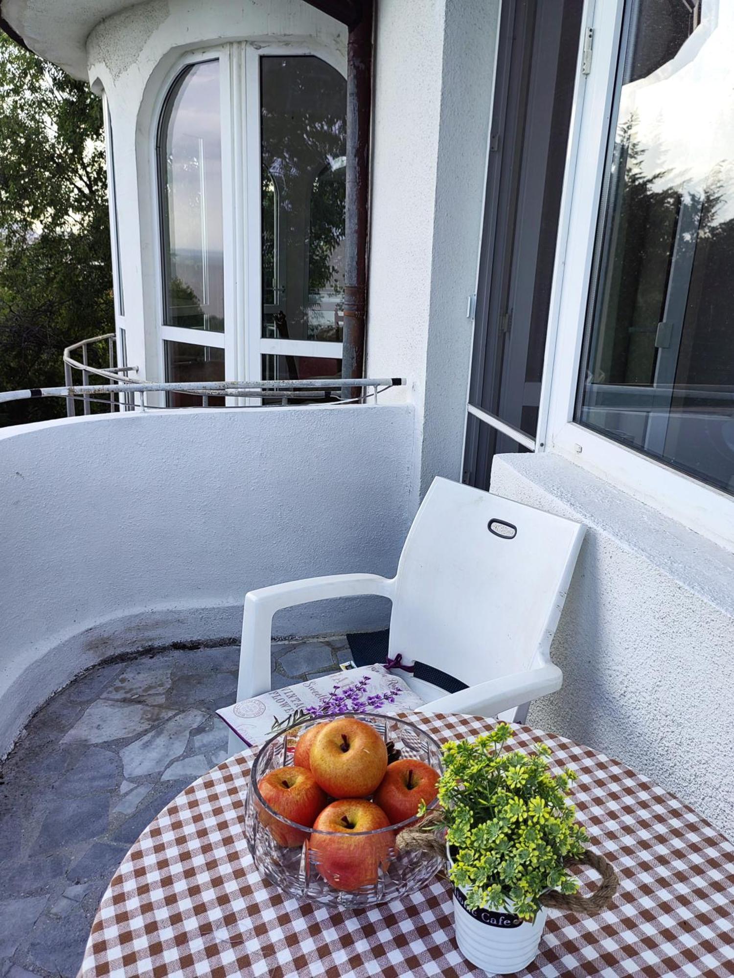 וארנה Guest House Blago מראה חיצוני תמונה