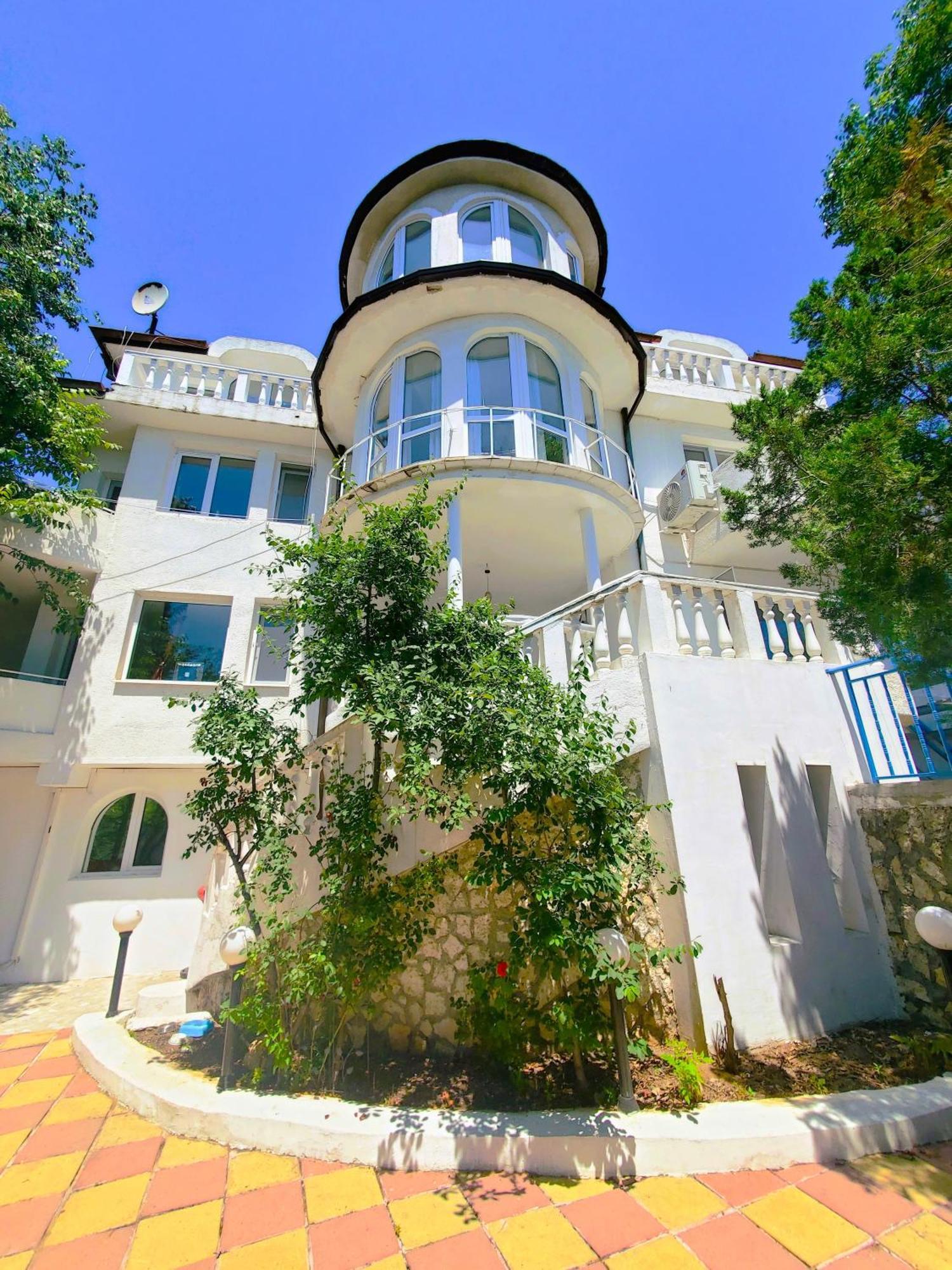 וארנה Guest House Blago מראה חיצוני תמונה