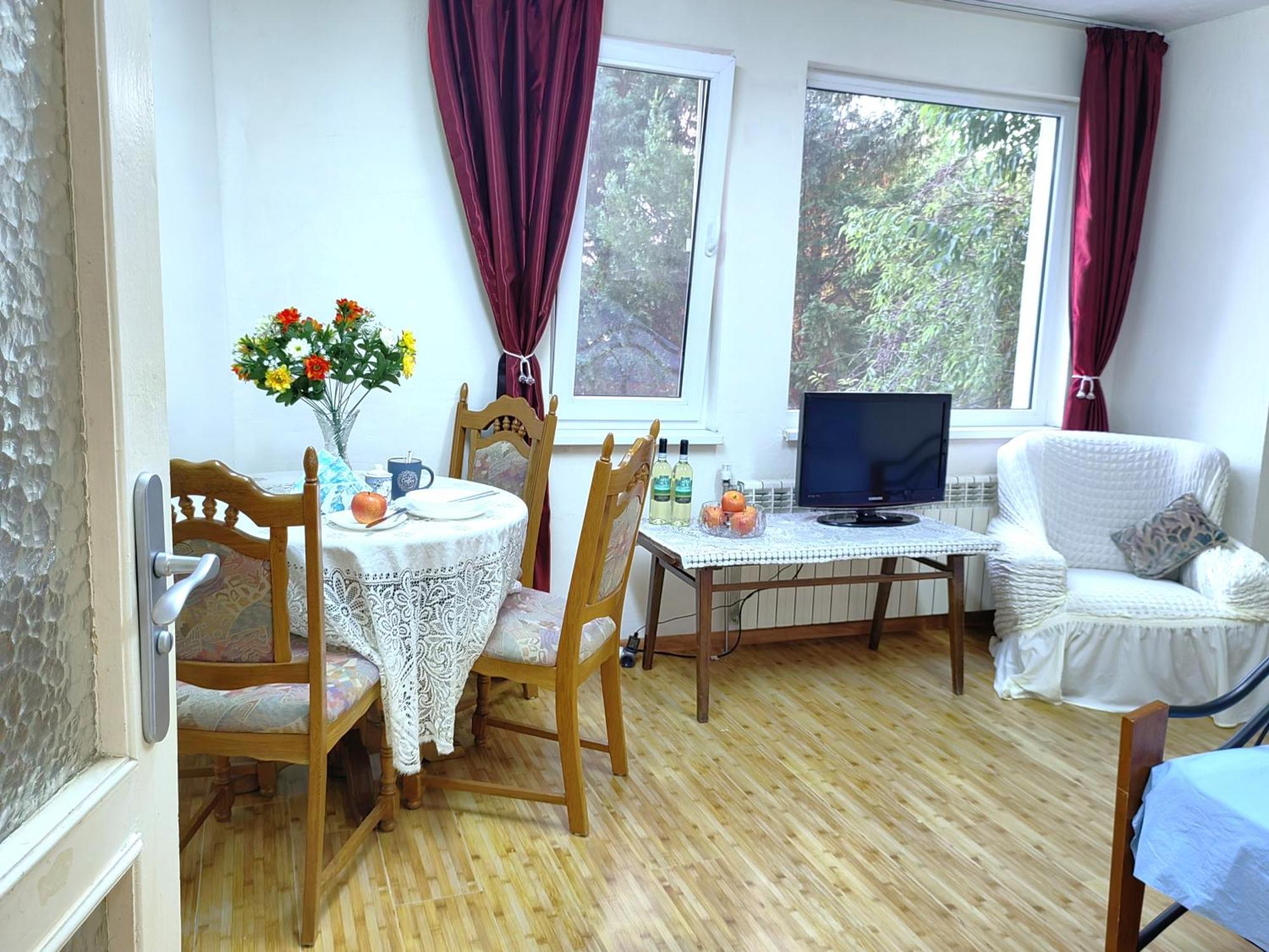 וארנה Guest House Blago מראה חיצוני תמונה
